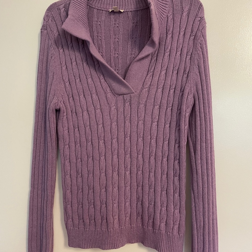 Purple knit sweater with collar